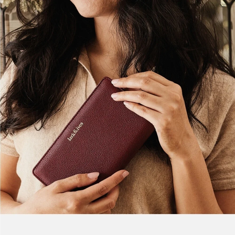 Lark & Ives Collectibles Continental Snap Wallet